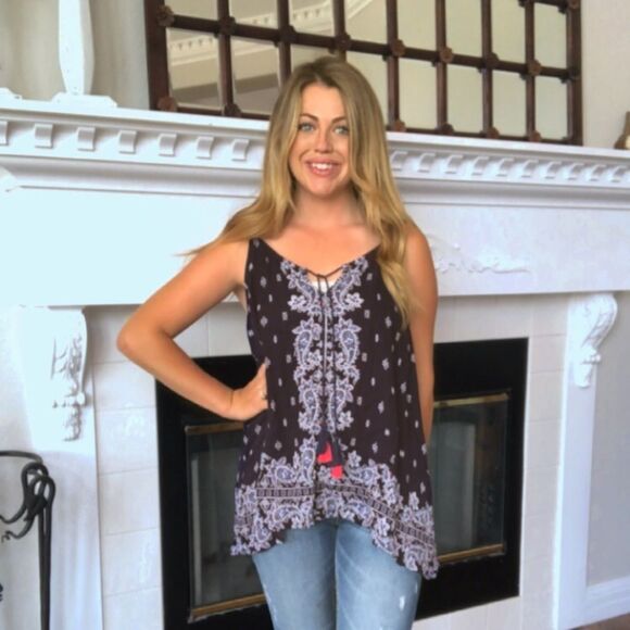 LUQ Navy Paisley Print Tassel Bohemian Top Sz XXL - Picture 2 of 8